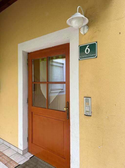 Freundliche Wohnung Naehe Weinstrasse Fuer 5 Personen Wagna Exterior photo
