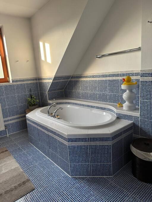 Freundliche Wohnung Naehe Weinstrasse Fuer 5 Personen Wagna Exterior photo
